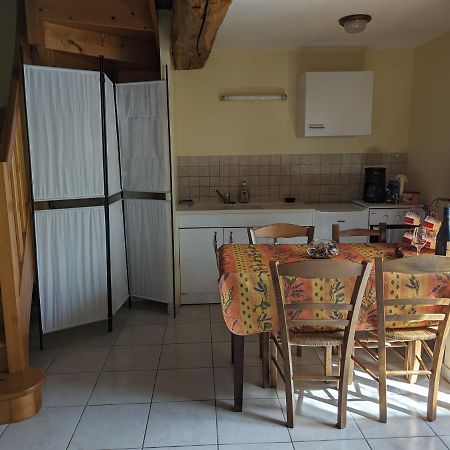 Domaine Viticole Philippe Deschamps Bed and Breakfast Beaujeu  Buitenkant foto